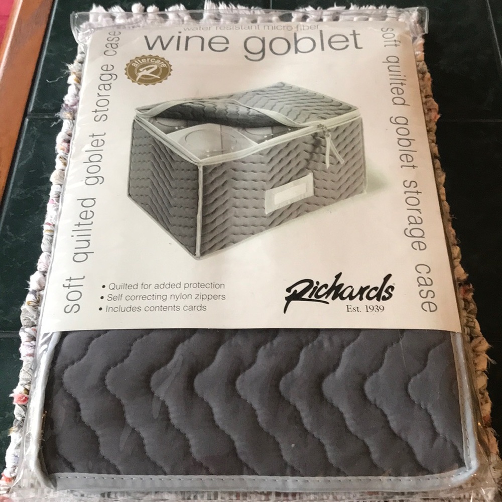 Wine Goblet storage cases holds 6